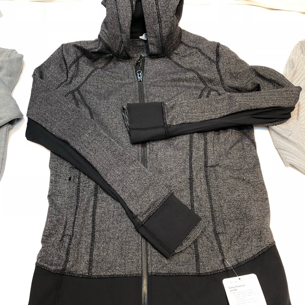 NWT lululemon daily practice jacket - size 12